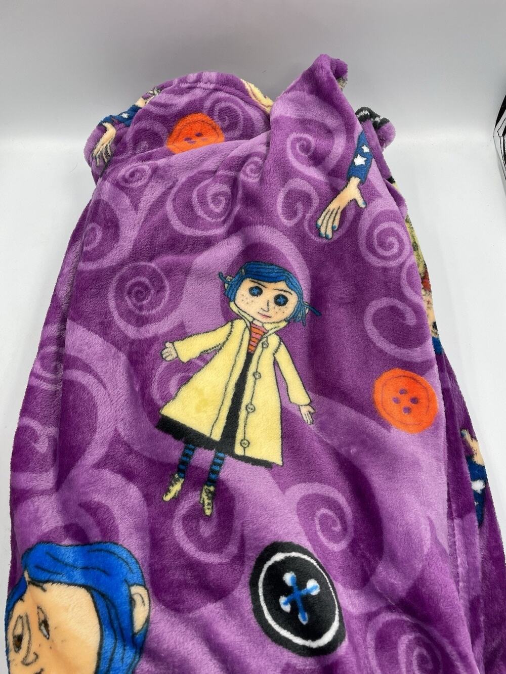 CORALINE Purple Plush Halloween Throw Blanket 50x70 Laika Black Cat Button 2026